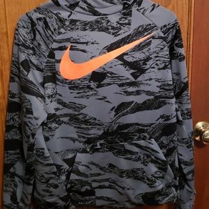 Boys nike hoodie.